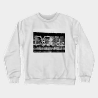 Mode on the wall Crewneck Sweatshirt